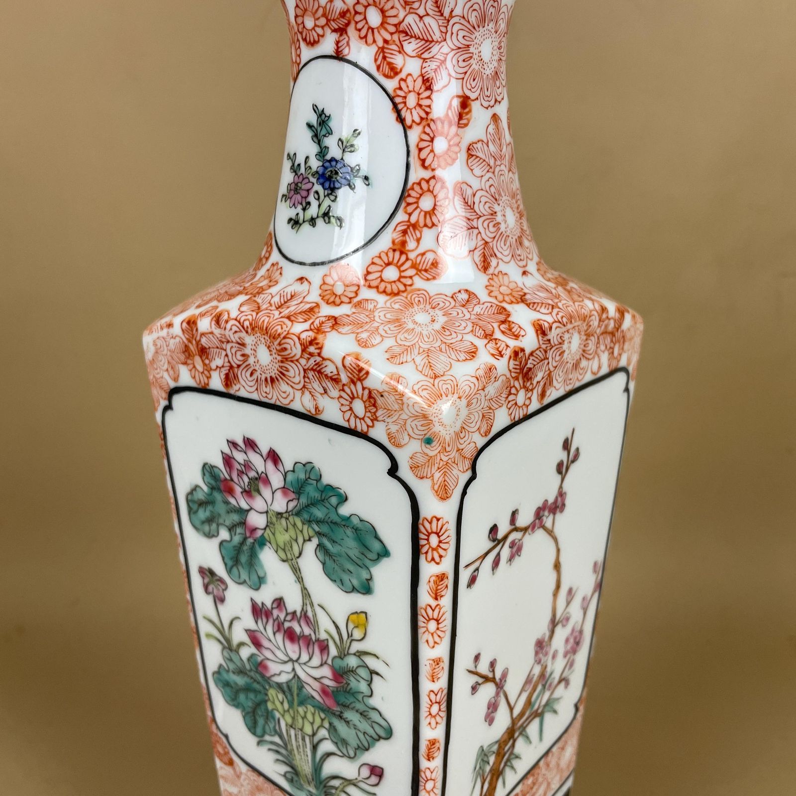 Vintage Ceramic Lamp Light Bedside Table Hand Painted Floral Design Pattern Wood Base Oriental Chinese Vase White Antique Brass Ginger Jar photo 89.0