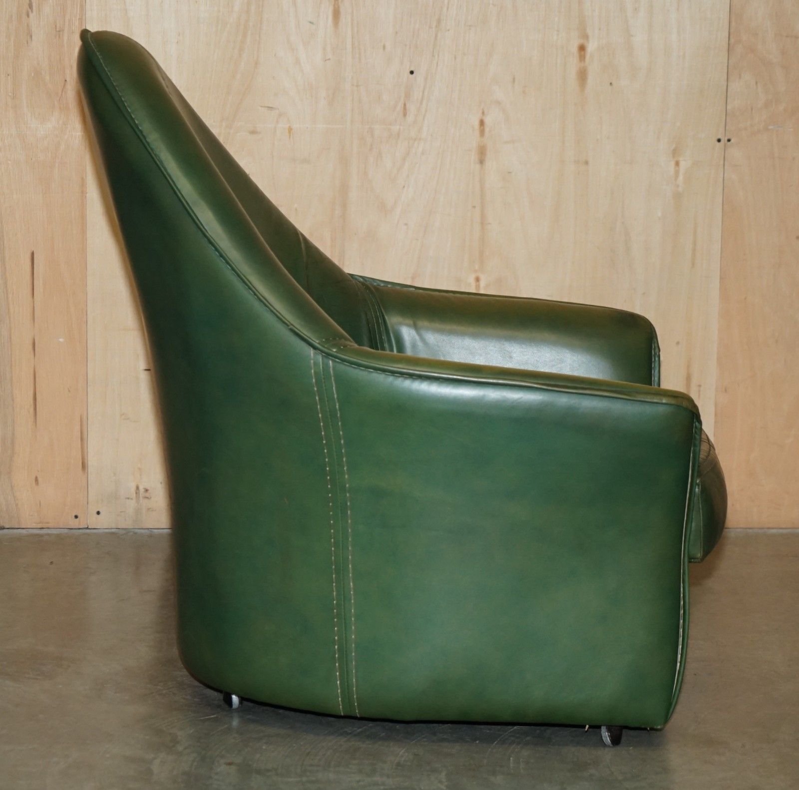 Vintage Circa 1970's Green Leather Sculptural Sofa Armchair Footstool Suite photo vintage