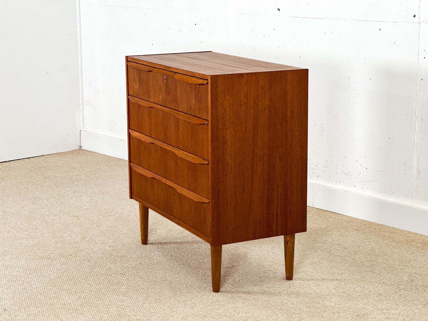 photo vinterior Small Chest Of Drawers, 1960s, Teak