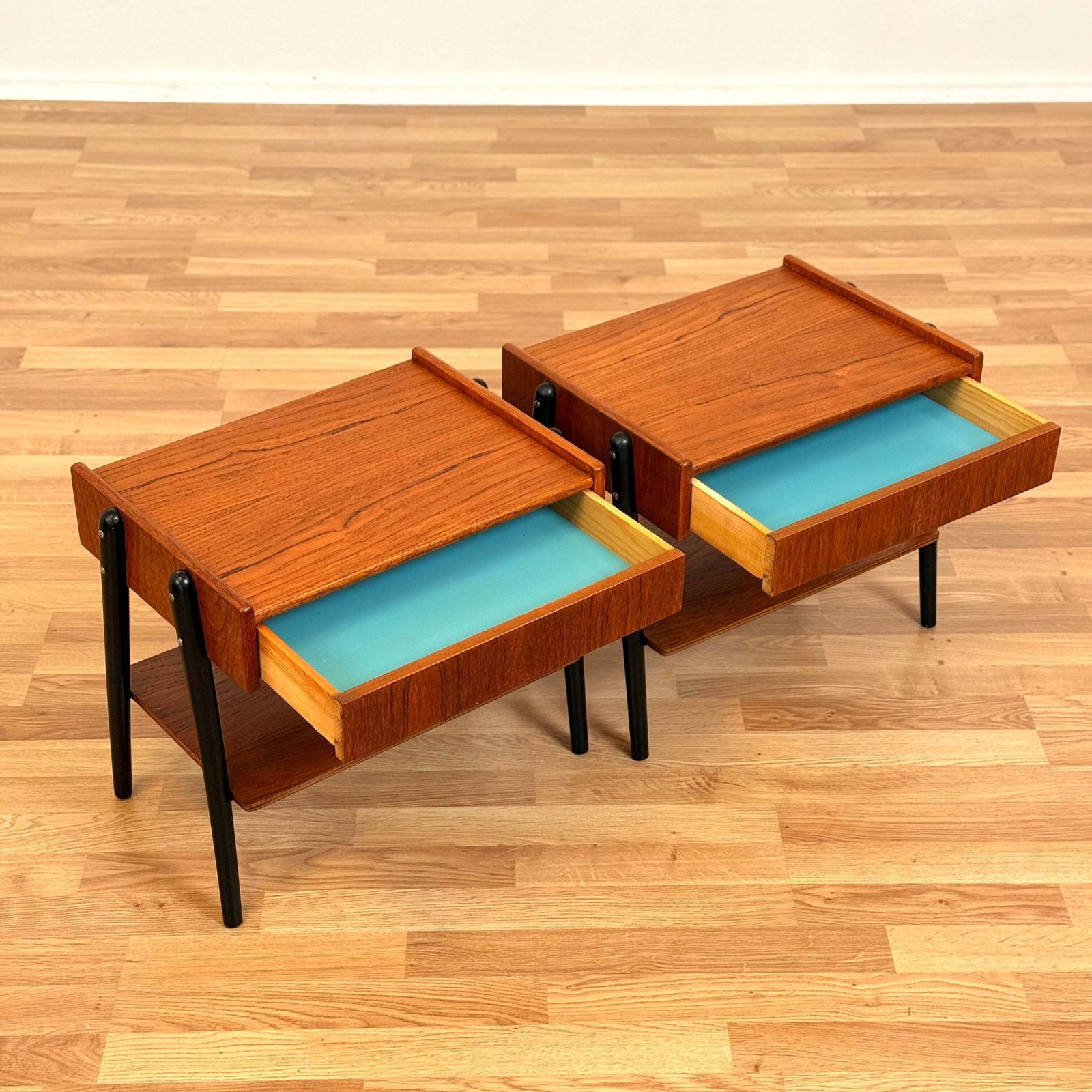Set Of 2 Bedside Table In Teak By Ab Carlström & Co Möbelfabrik photo Furniture