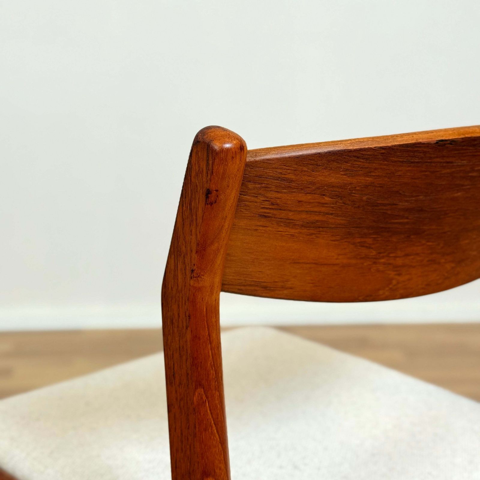 Set Of 2 Dining Chairs In Teak By Erik Kirkegaard photo vintage