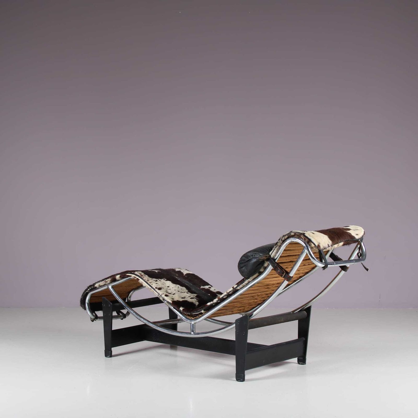 1930s Early “Lc4” Chaise Longue By Le Corbusier, Pierre Jeanneret, And Charlotte Perriand, France photo vintage