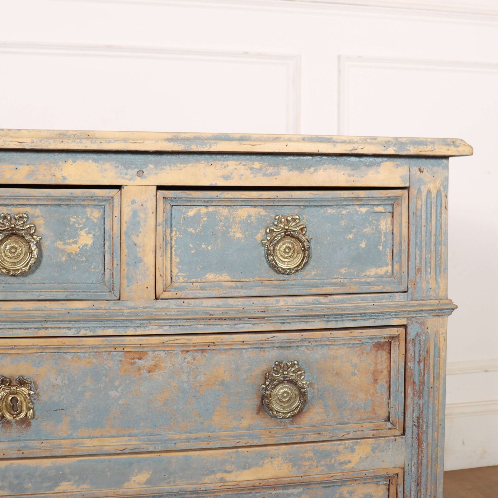 French Painted Commode, 1800s, Antique photo Furniture