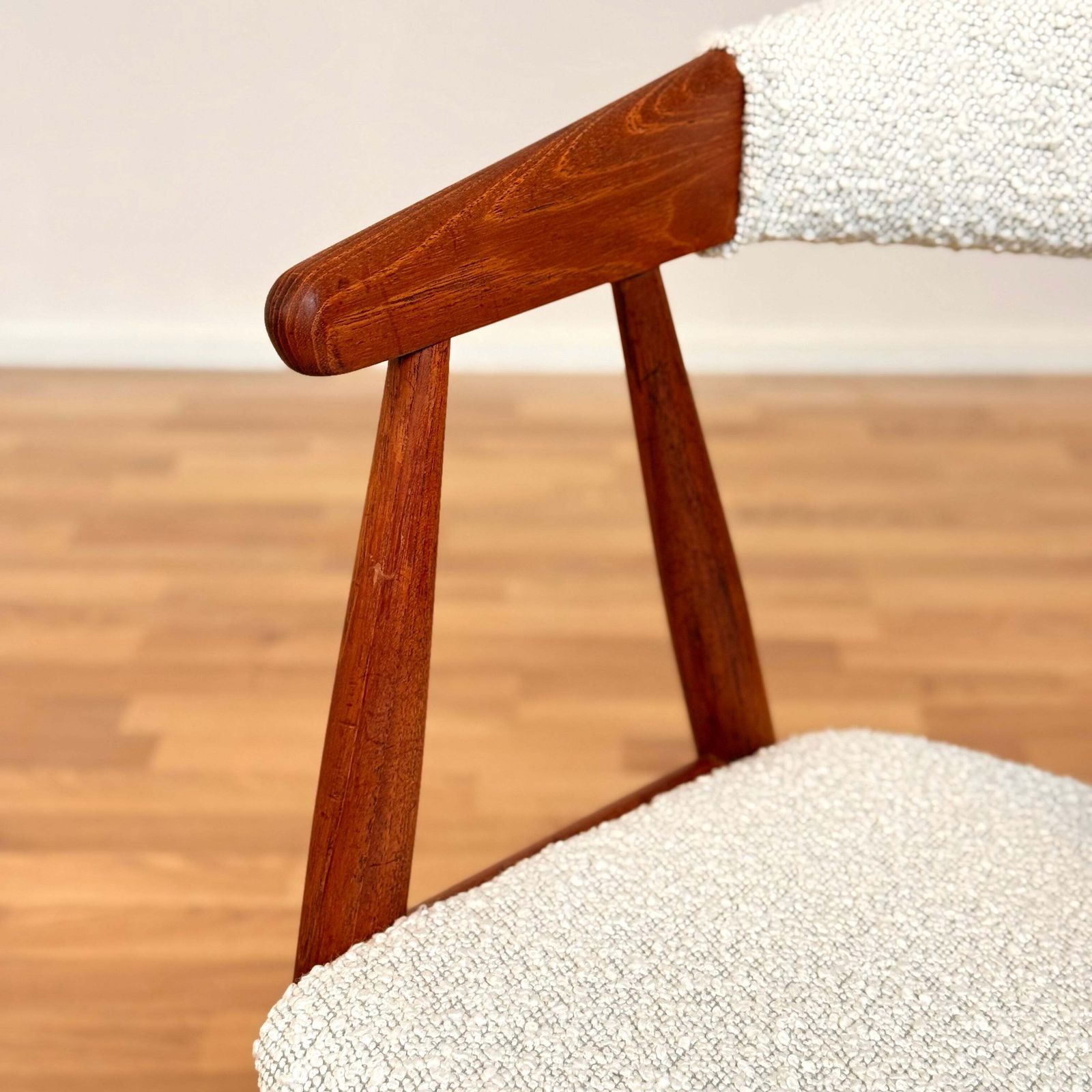 photo for sale Set Of 4 Chairs In Teak, By Ejner Larsen & Aksel Bender Madsen, 1950s 60s, Denmark