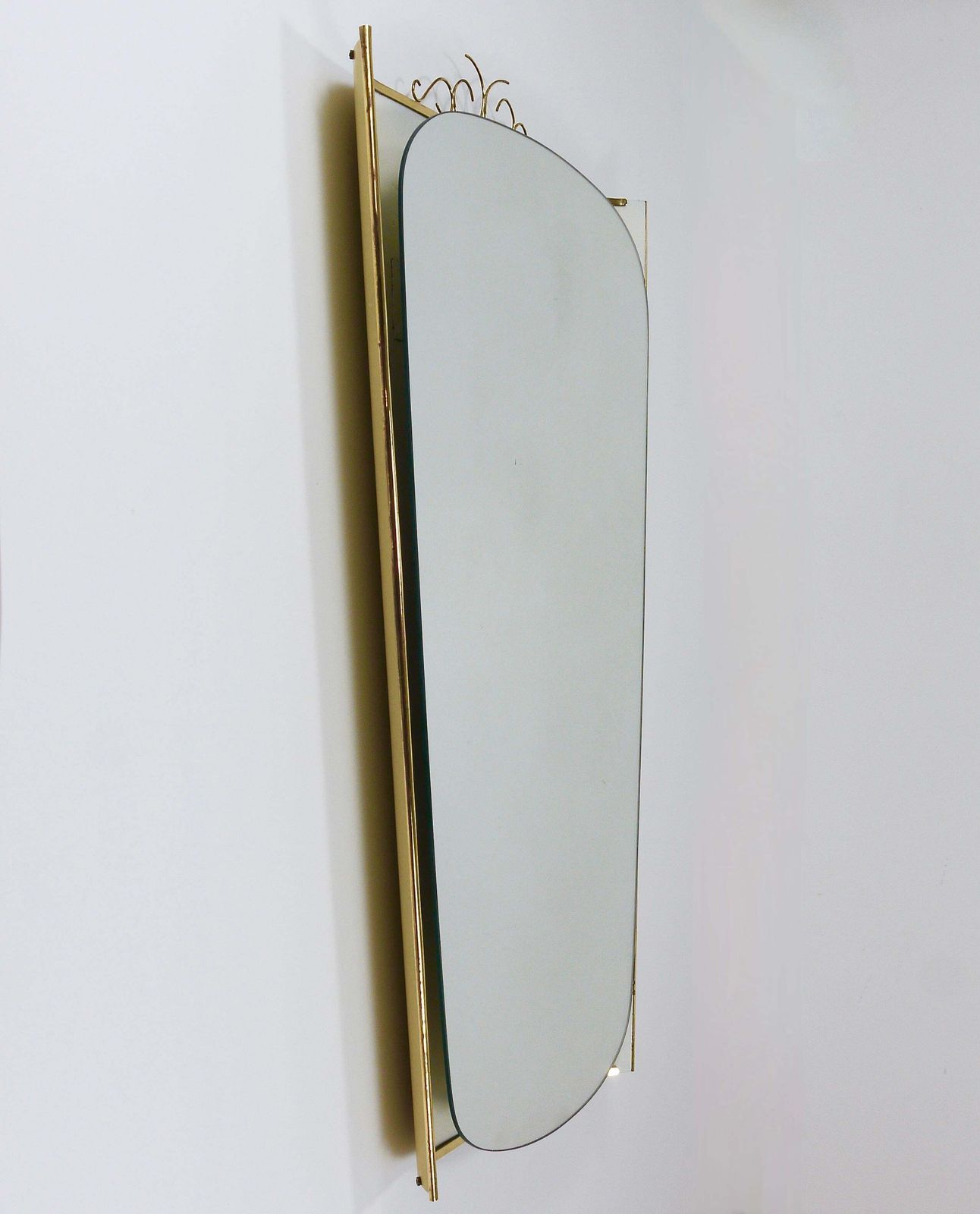 photo vinterior Ernest Igl Illuminated Mid Century Wall Mirror With Brass Crown, By Hillebrand