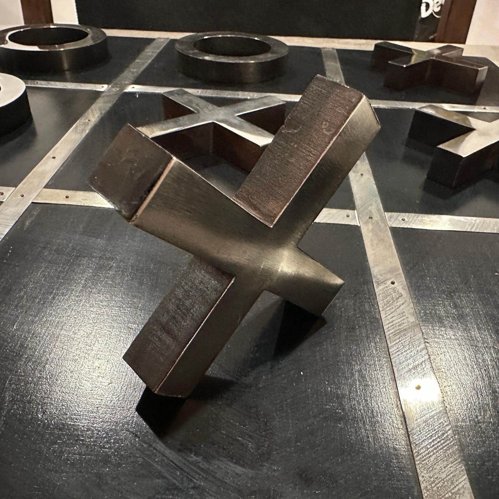 photo vintage A 1990s Modern Black Painted Wood And Silverplate Italian Huge Table Game