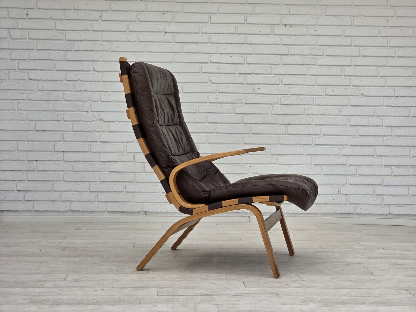1970s, Danish Design By Farstrup, Set Of 2 Armchairs, Furniture Leather, Bent Wood. photo vinterior
