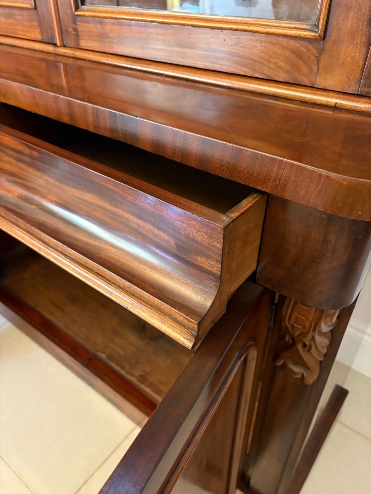 Superb Quality Antique 19th Century Figured Mahogany Bookcase photo furniture