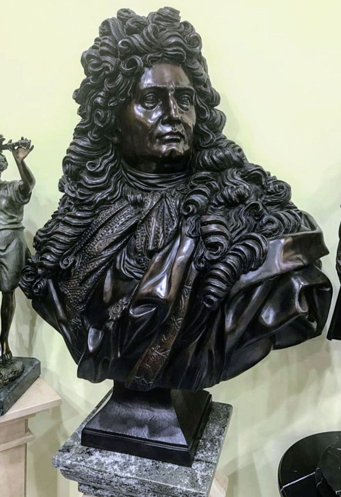 Splendid Italian Black Bronze Bust Depicting Louis X1v   Delivery Available 0257.