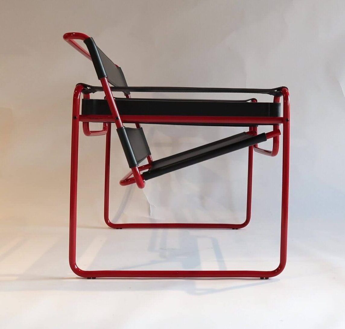 Wassily Armchair With Red Lacquered Metal Frame And Black Leather, Marcel Breuer, Knoll, Edition 2024