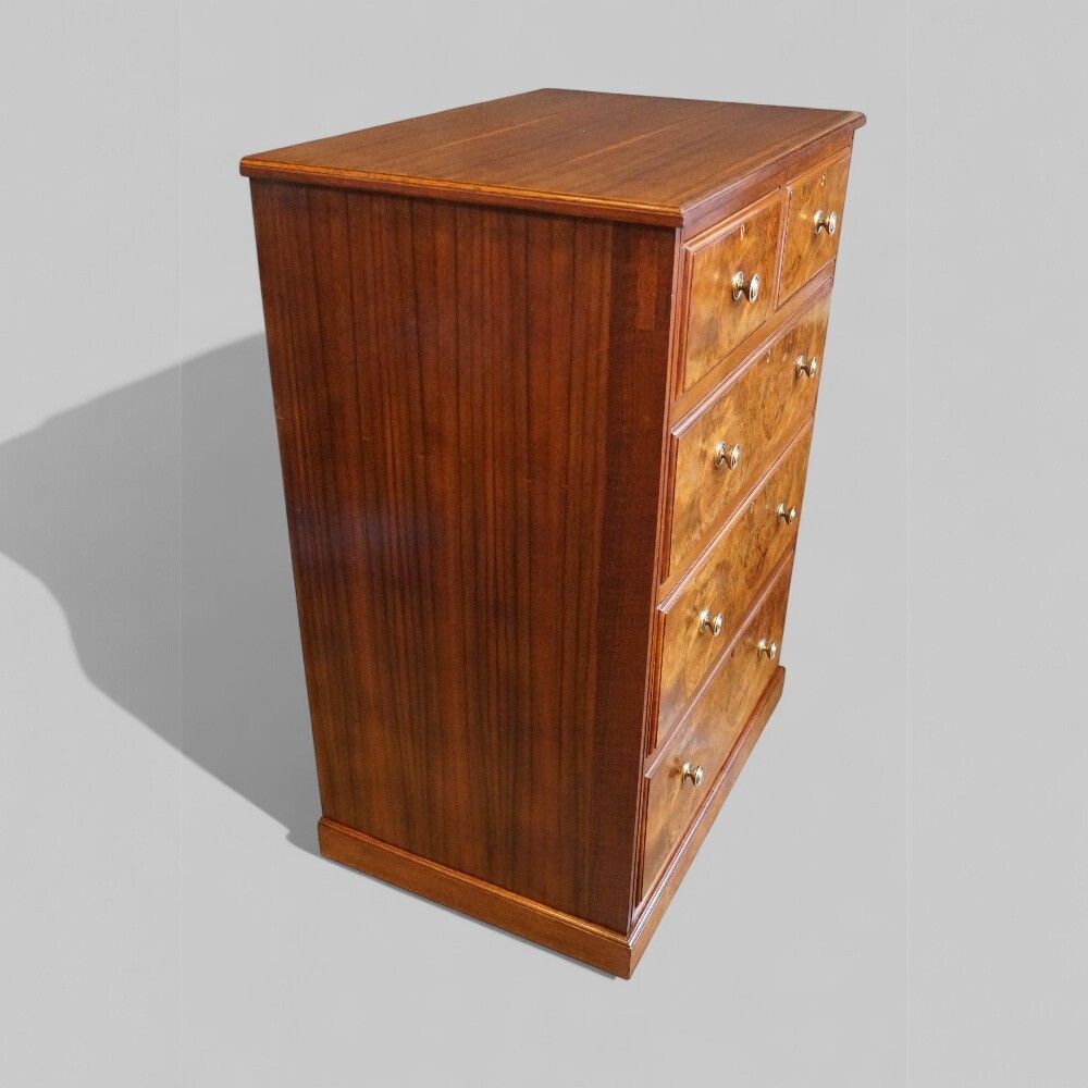 Edwardian Walnut Chest Of Drawers photo 1475.0