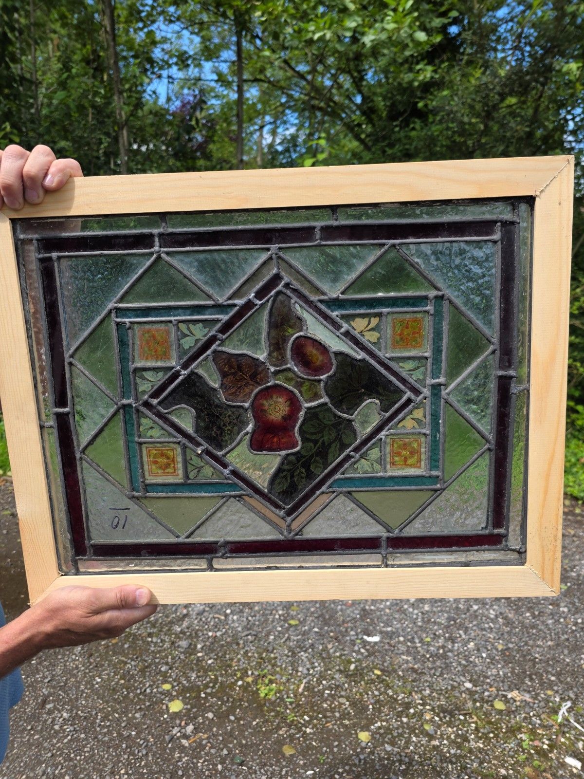 1890 Aantique Leaded Glass Window With Hand Painted Flower Design photo for sale