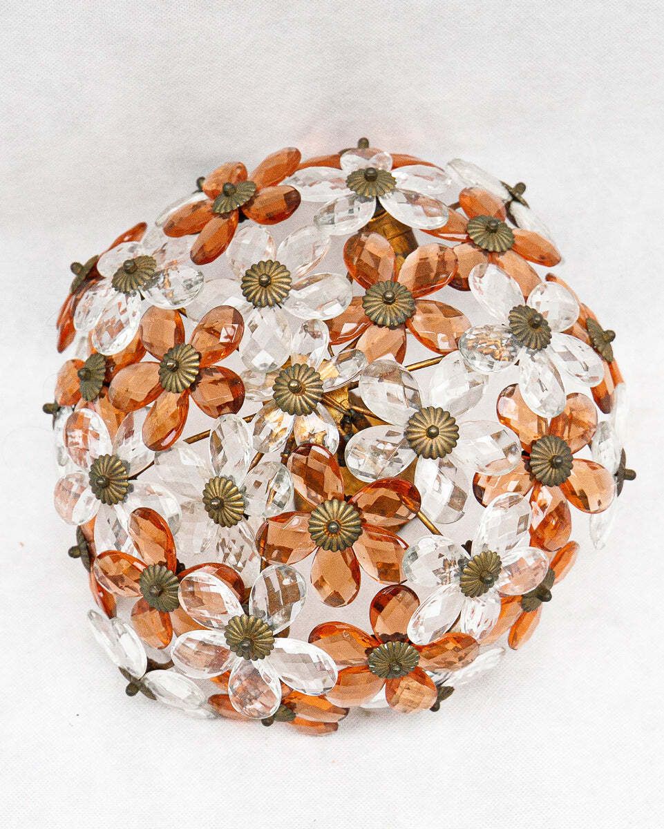 Vintage Plafondlamp Met Heldere En Perzikkleurige Kristallen Bloemen photo Verlichting