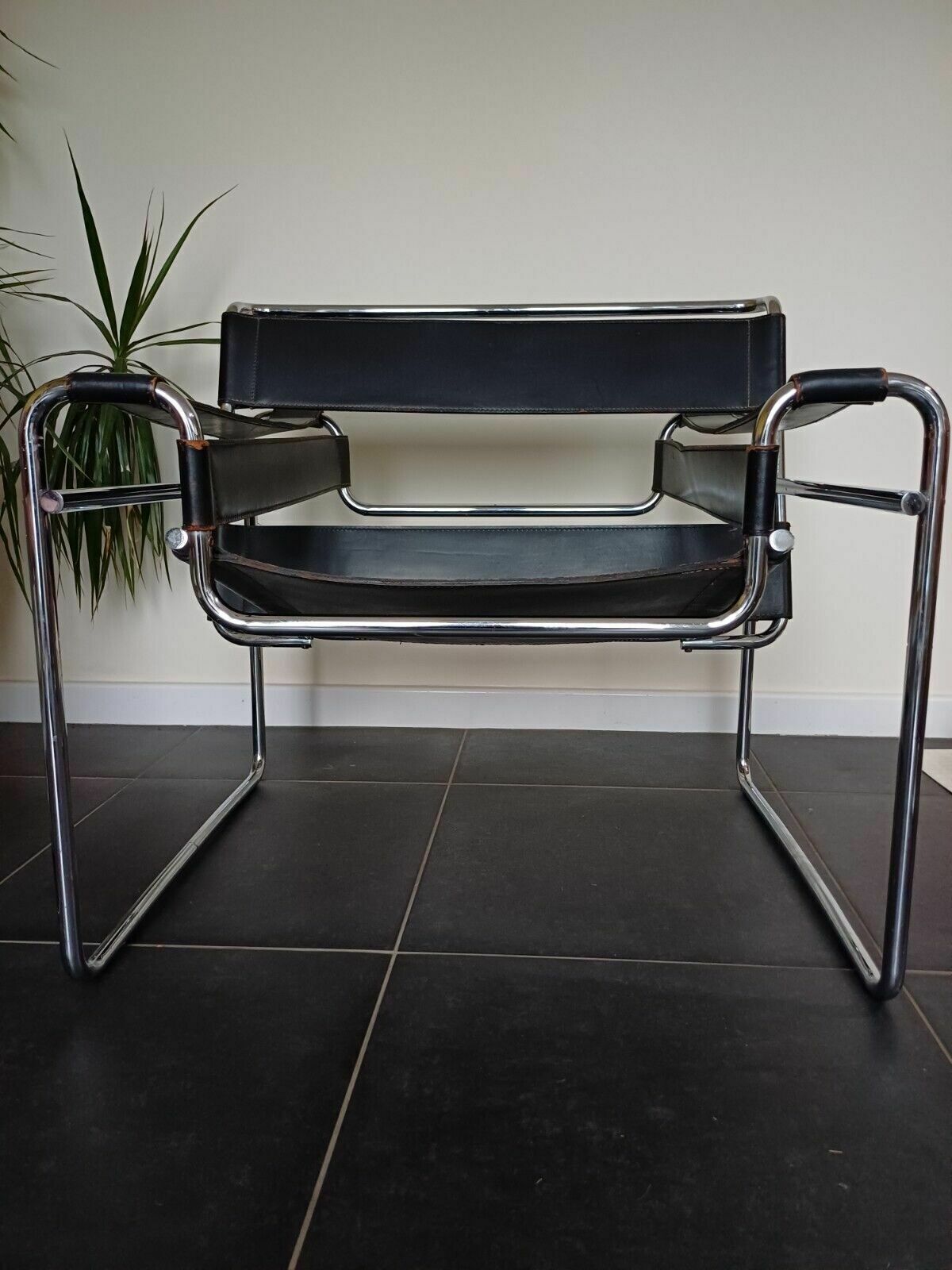 Original Wassily Chair Model B3 By Marcel Breuer, Manufactured By Gavina 1960s photo vinterior