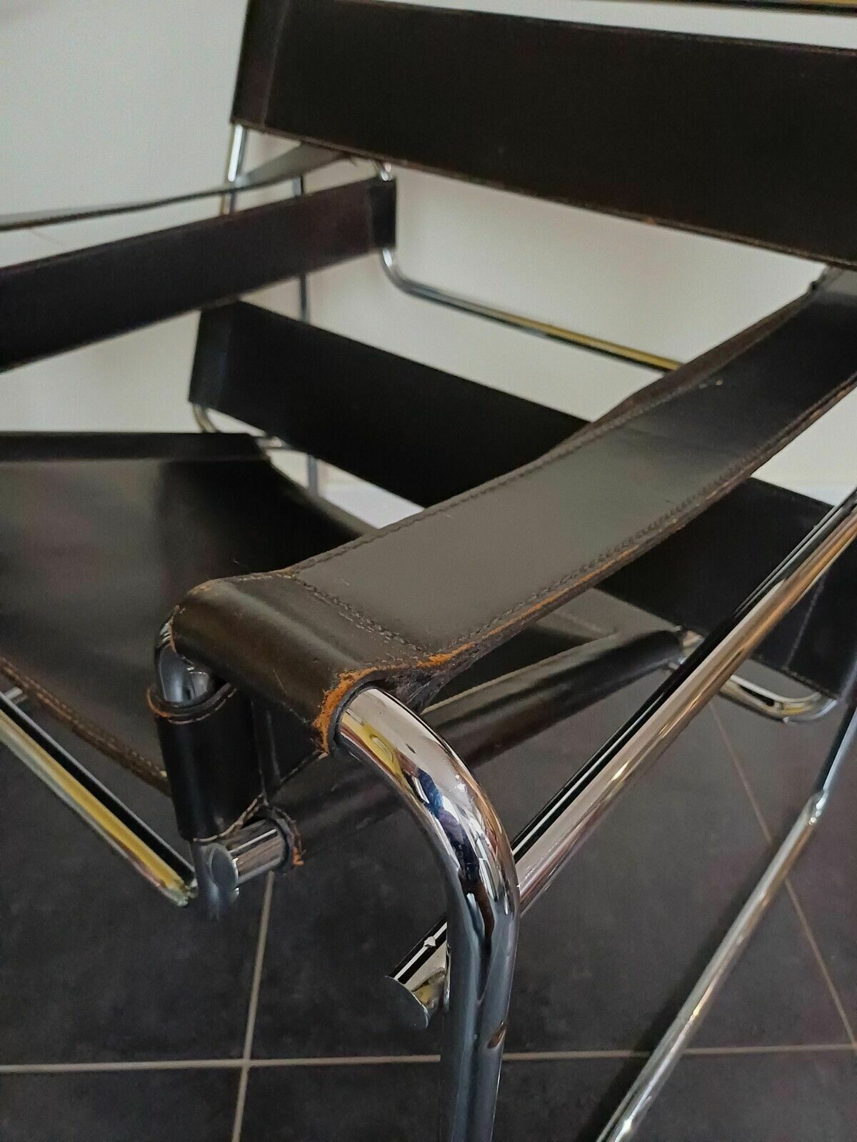 photo vinterior Original Wassily Chair Model B3 By Marcel Breuer, Manufactured By Gavina 1960s