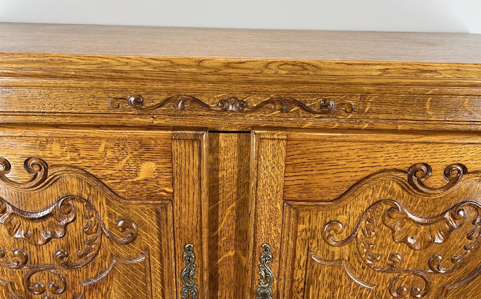 Cabinet Vintage French Louis Style Oak Carved Sideboard With Drawer Lot 4017 photo for sale