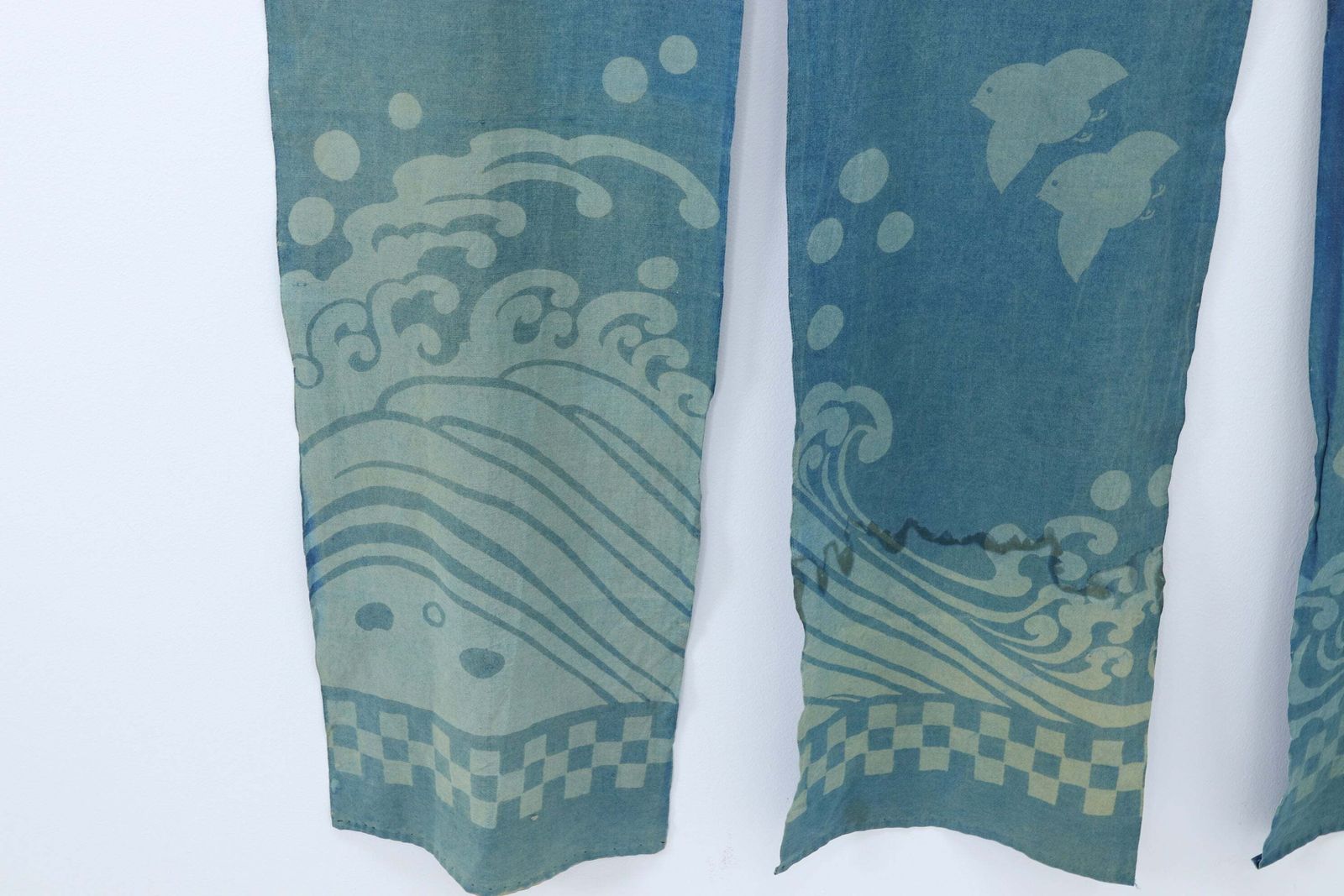 Early 20th Century Indigo Dyed Japanese Noren Curtain photo vinterior