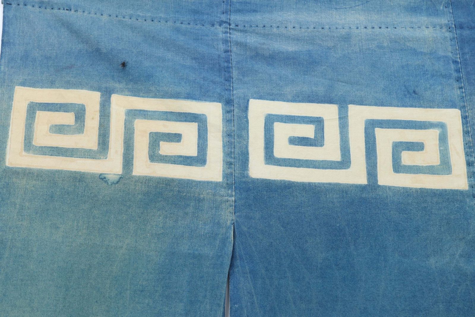 photo vinterior Early 20th Century Indigo Dyed Japanese Noren Curtain