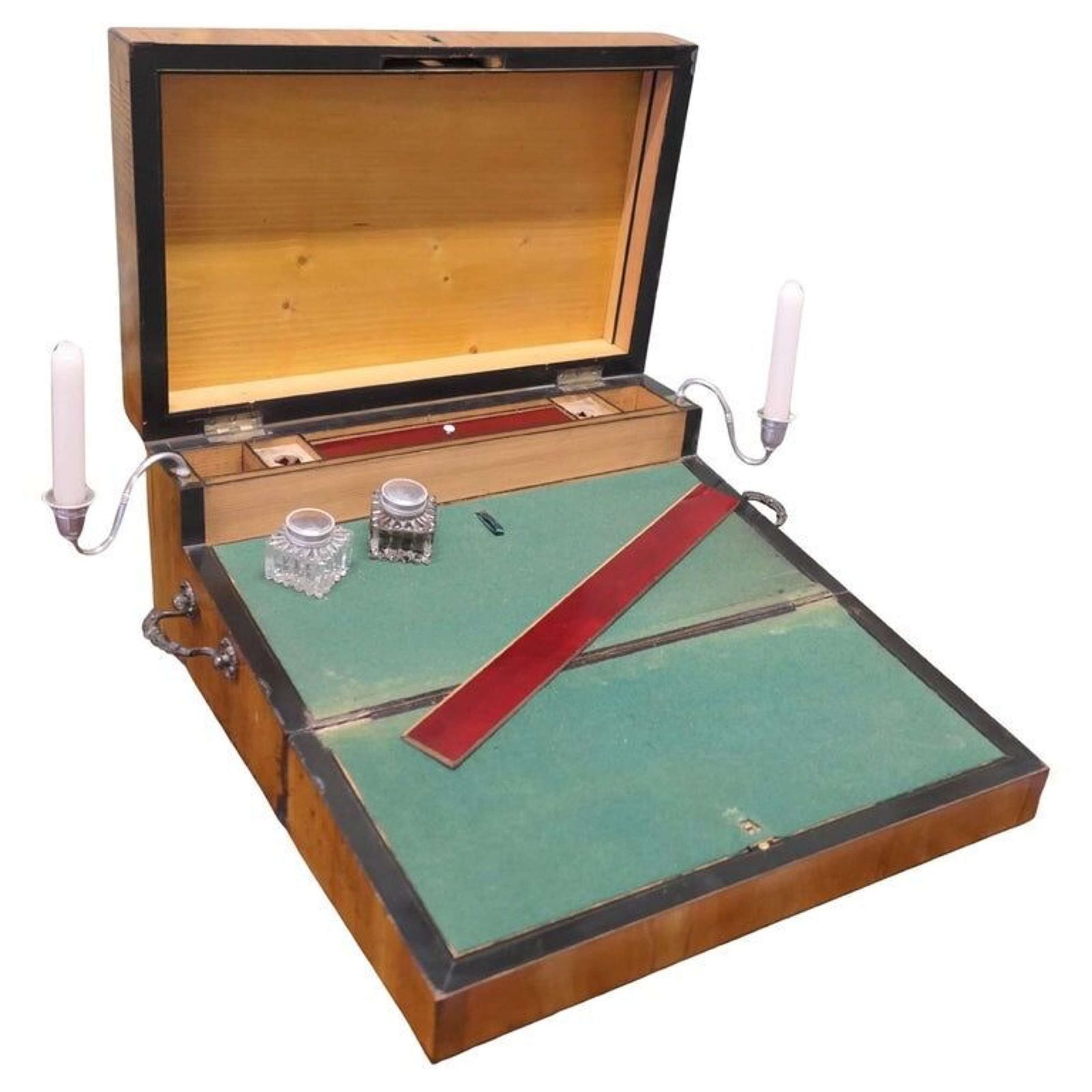 18th Century Satinwood Traveling Writing Slope Or Lap Desk