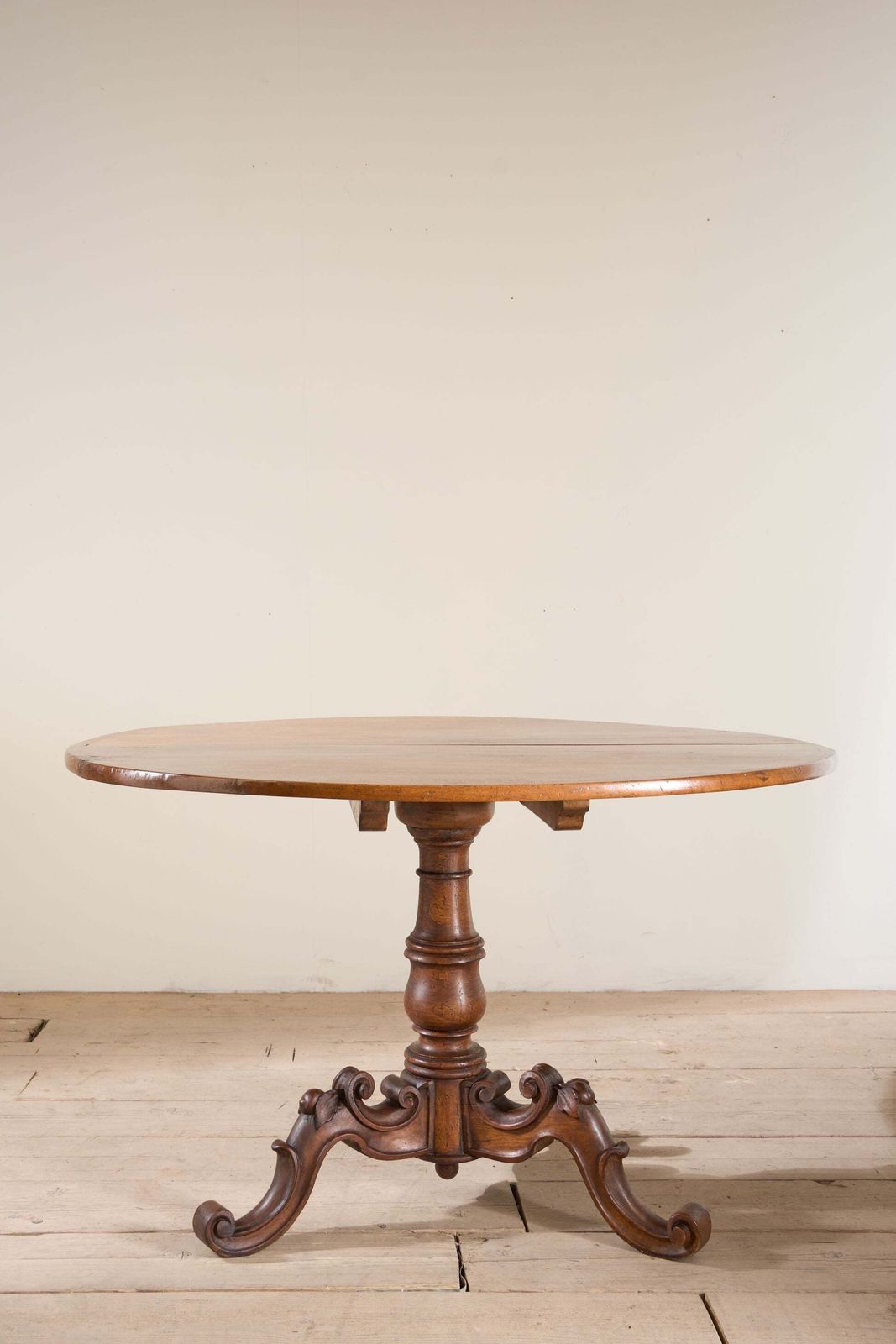 18th Century Italian Walnut Tilt Top Table photo furniture