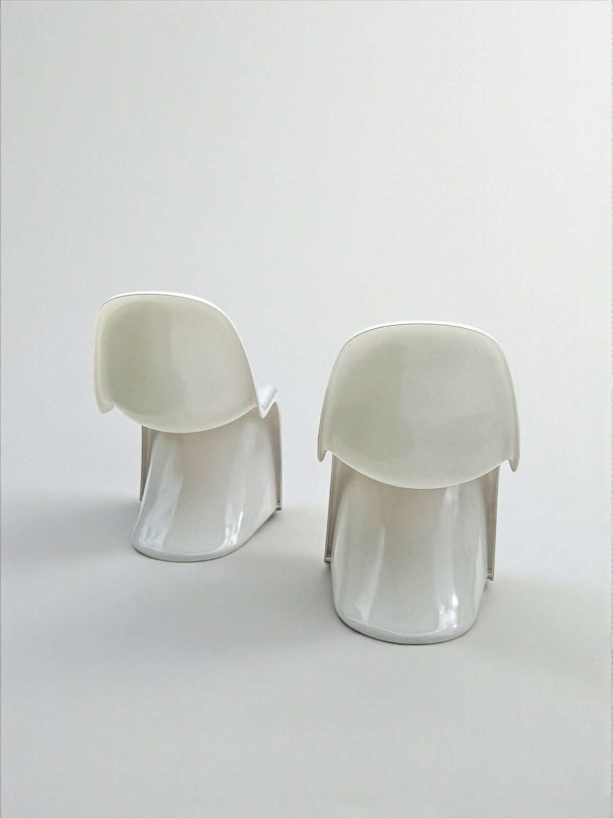 Set Of 2 Panton Verner Fibreglass S Chair For Herman Miller, W. Germany 1973 photo for sale