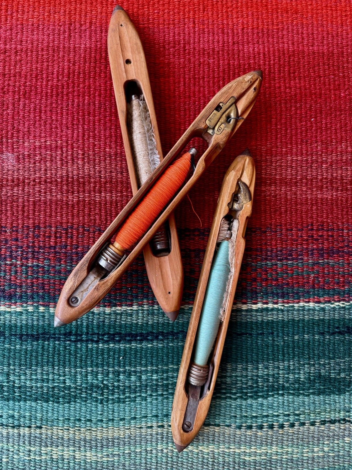 Set Of 3 Vintage French Heuchel Wooden Boat Spool/Shuttle/Weaving/Loom Bobbins photo vintage