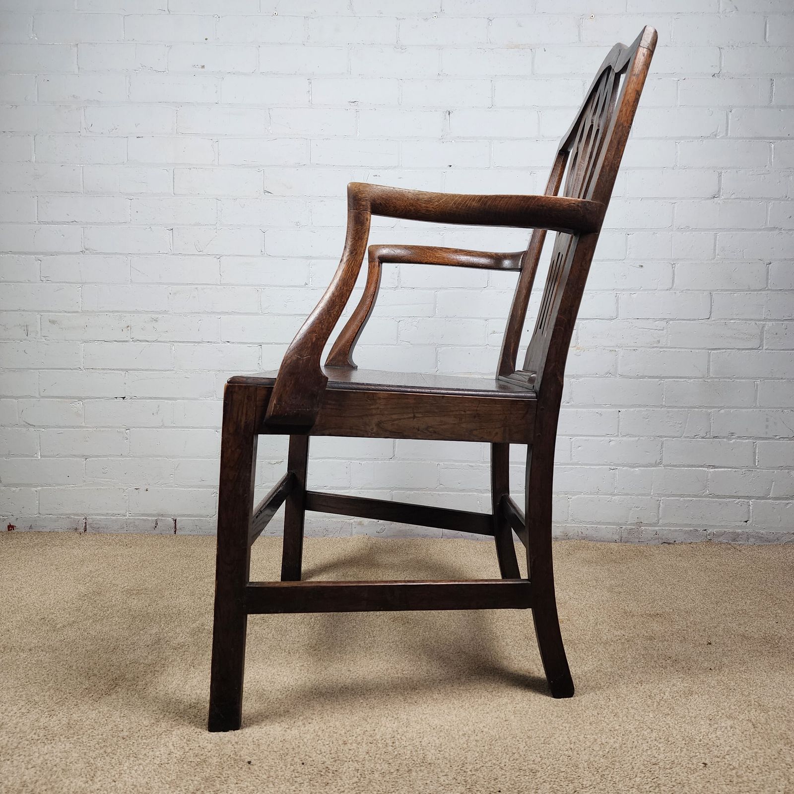 450.0 Georgian Oak Carver Chair photo