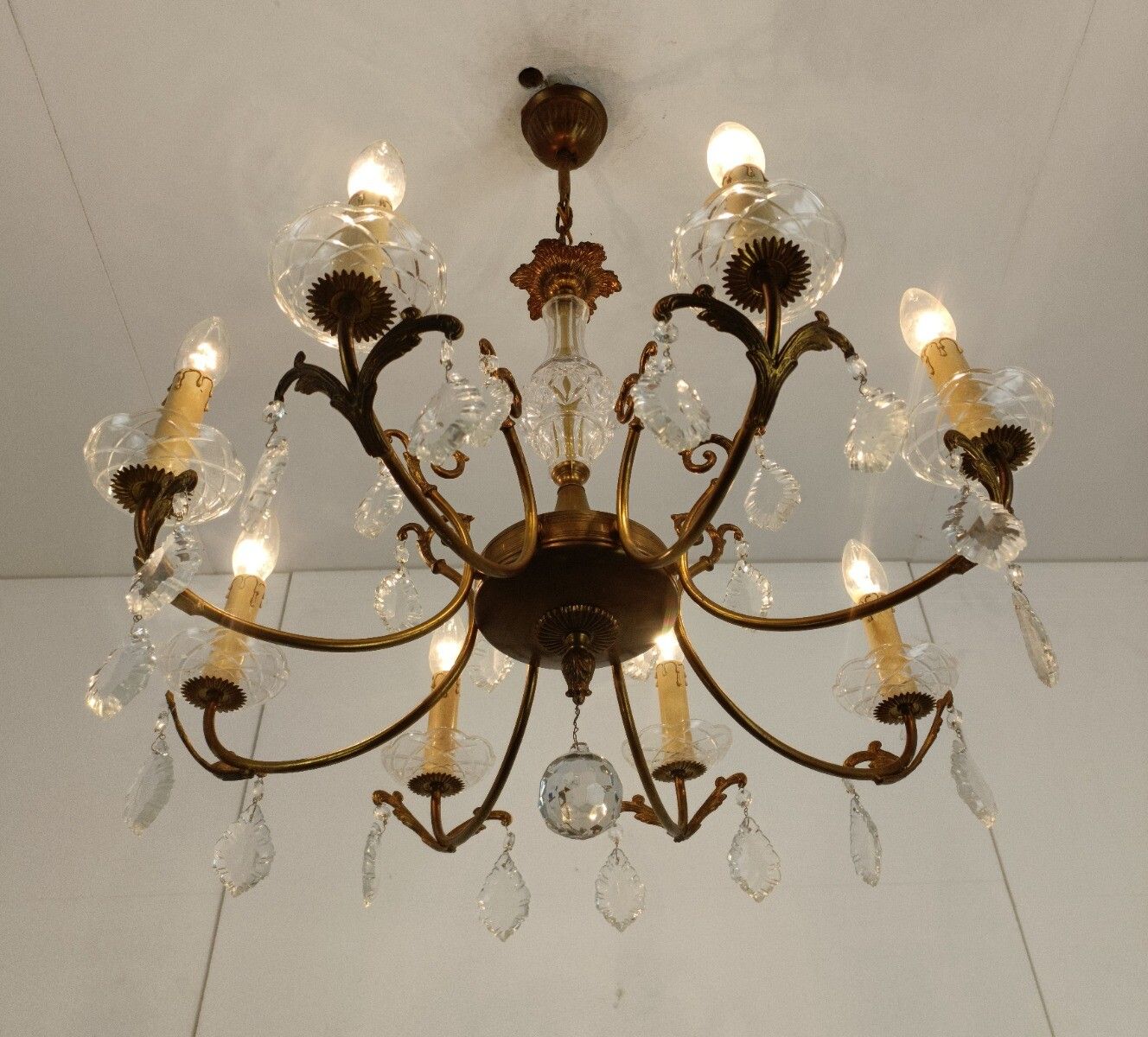 Vintage Chandelier With Glass Prisms Brass Hollywood Regency 8 Lights photo vinterior