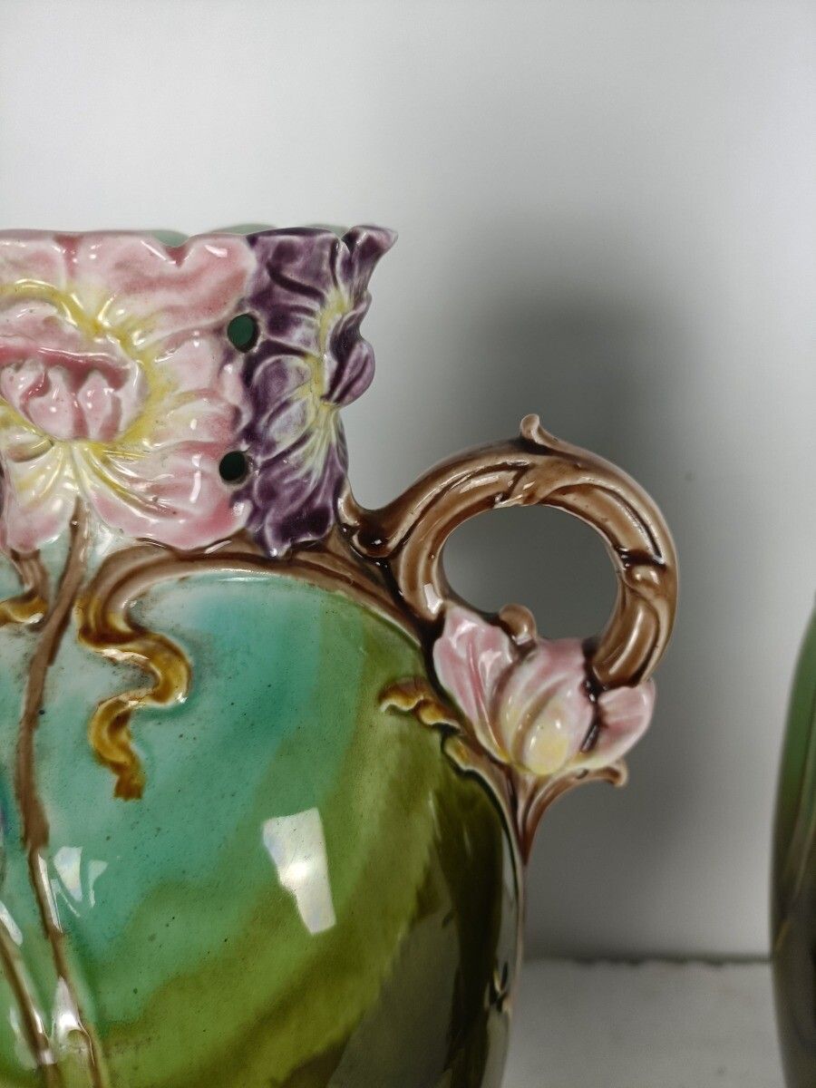 Art Nouveau French Pair Barbotine Majolica Large Vases Lady Man Figurines  Gorge photo vinterior
