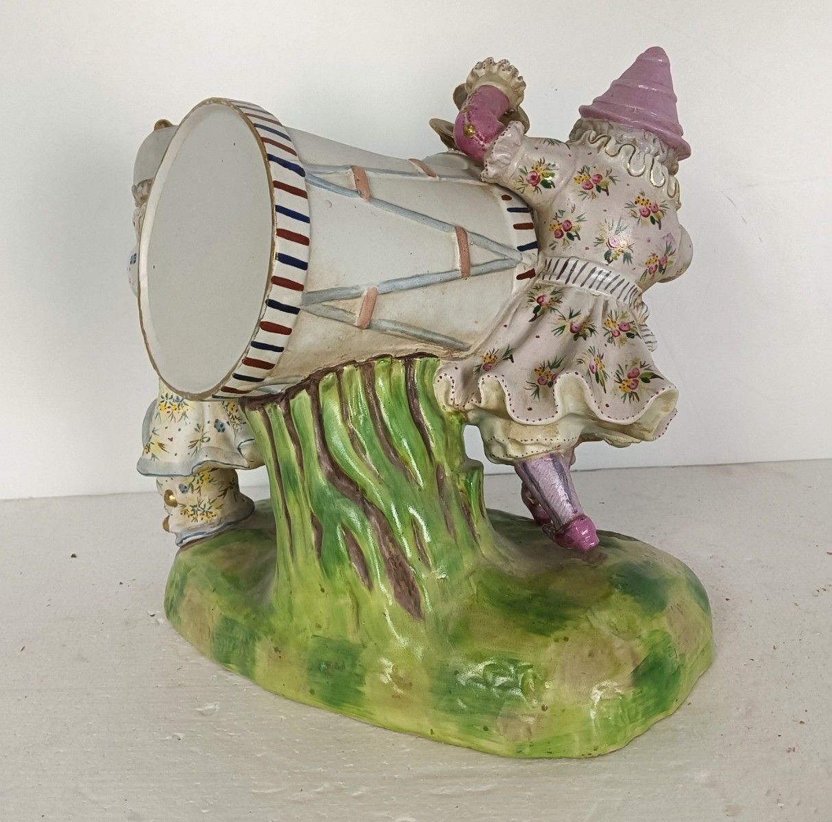 Sweet Figurine Indoor Planter  Musicians Porcelain Group Meissen Attributed Germ photo vintage