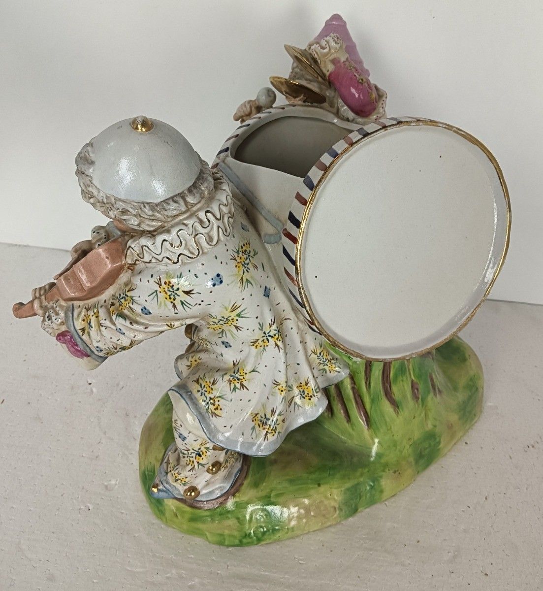 photo furniture Sweet Figurine Indoor Planter  Musicians Porcelain Group Meissen Attributed Germ