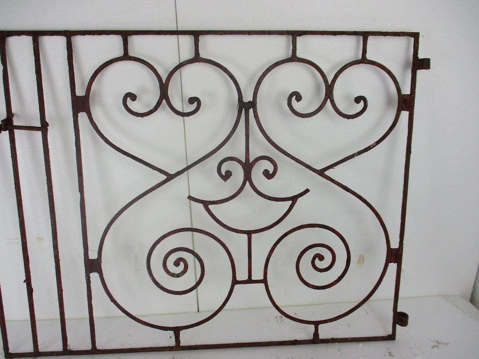 Antique Gate Hinged Hearts Architectural Fence Salvaged Wall Decor Garden photo Art