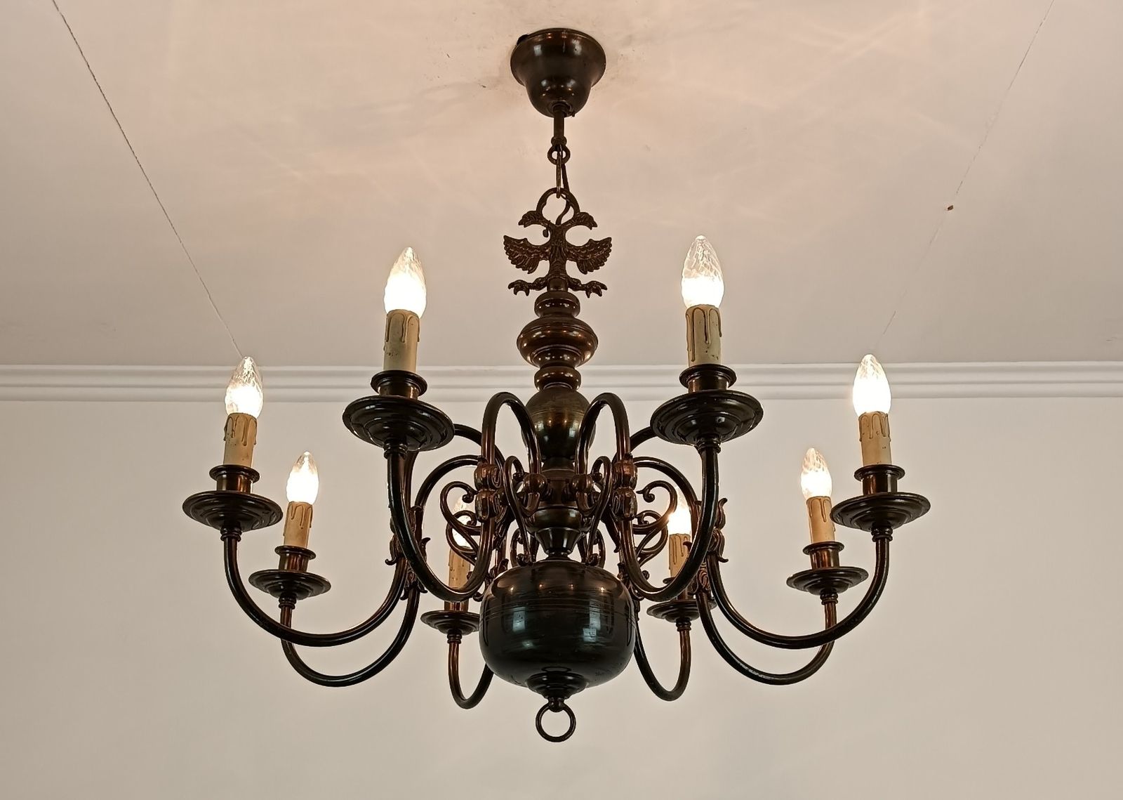 Flemish Dutch Brass Chandelier Eagles 8 Lights Vintage Barn Farmhouse Country St photo vintage