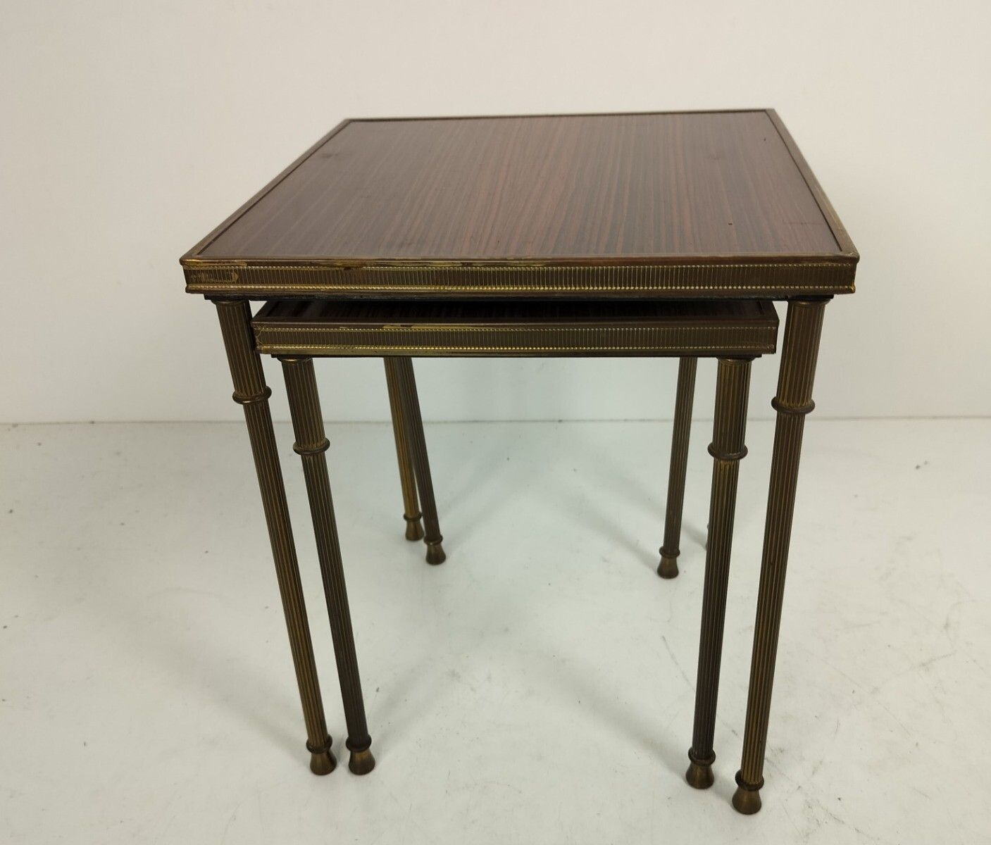 2 Modernist Nesting Stacking Coffee Side Tables Brown Veneer Brass Legs Mid Cent photo vintage