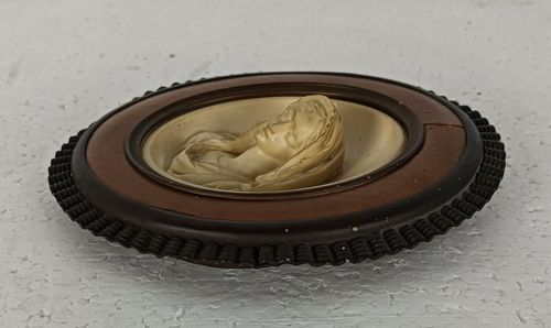 Antique Wall Hanging Antique Meerschaum Mini Small Metal Frame Madonna Virgin Ma photo 73.0
