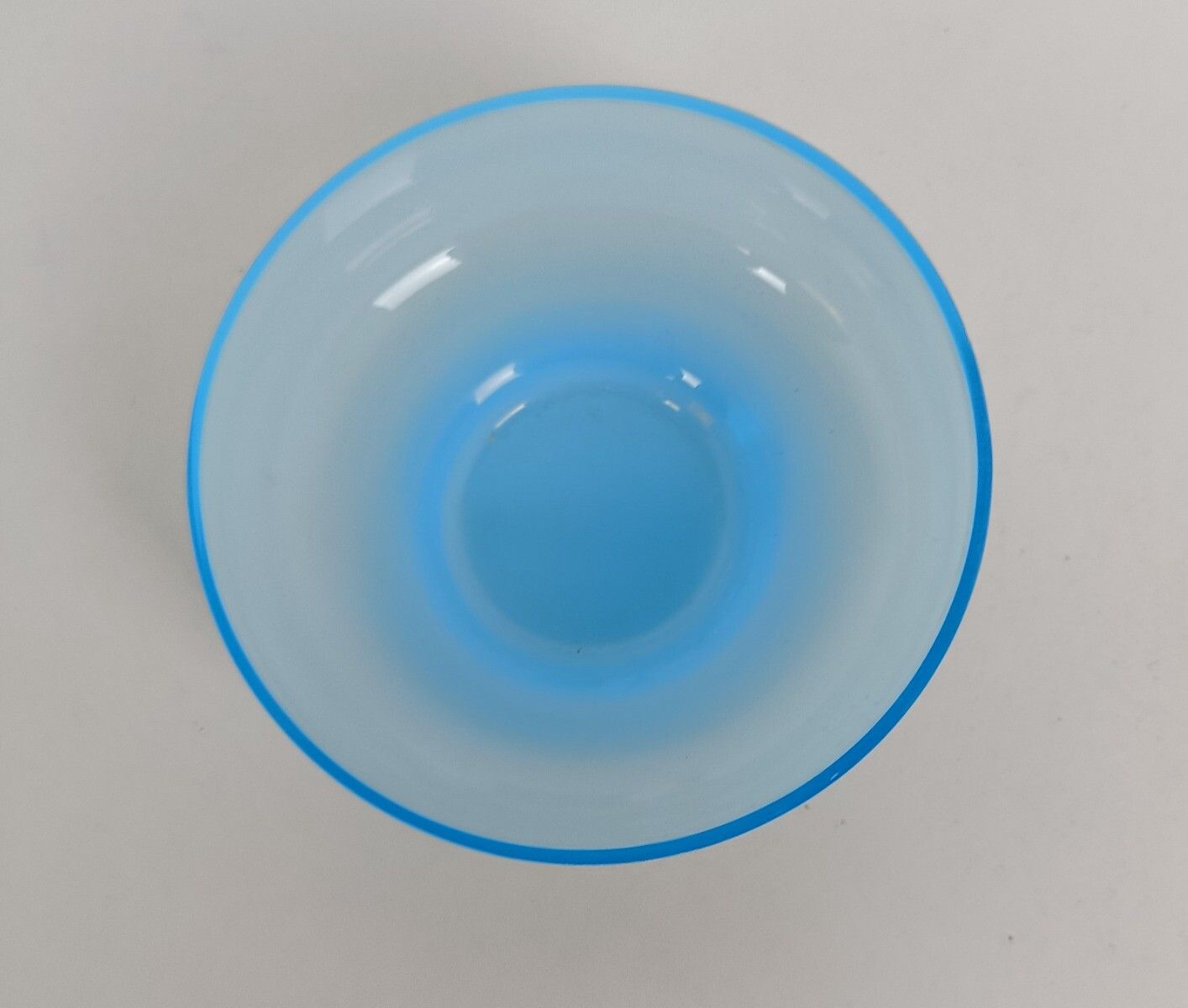 Set Of 3 Azzuro Baby Blue Art Glass Pieces Vase Apothecary Jar Jewelry Trinket B photo 175.0