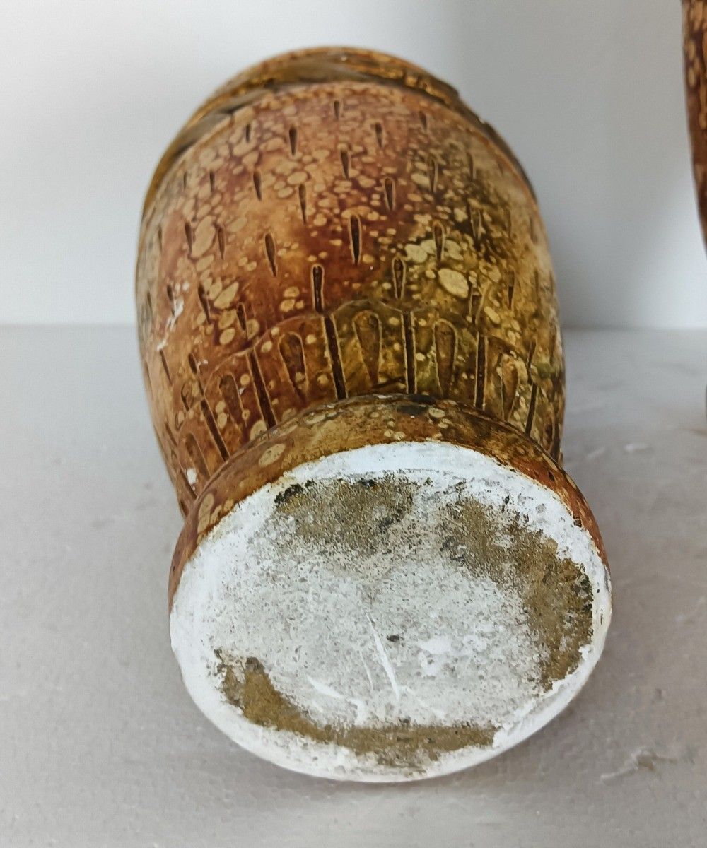 photo furniture Couple Of Plaster Antique Art Deco Vases Gold Leafs French