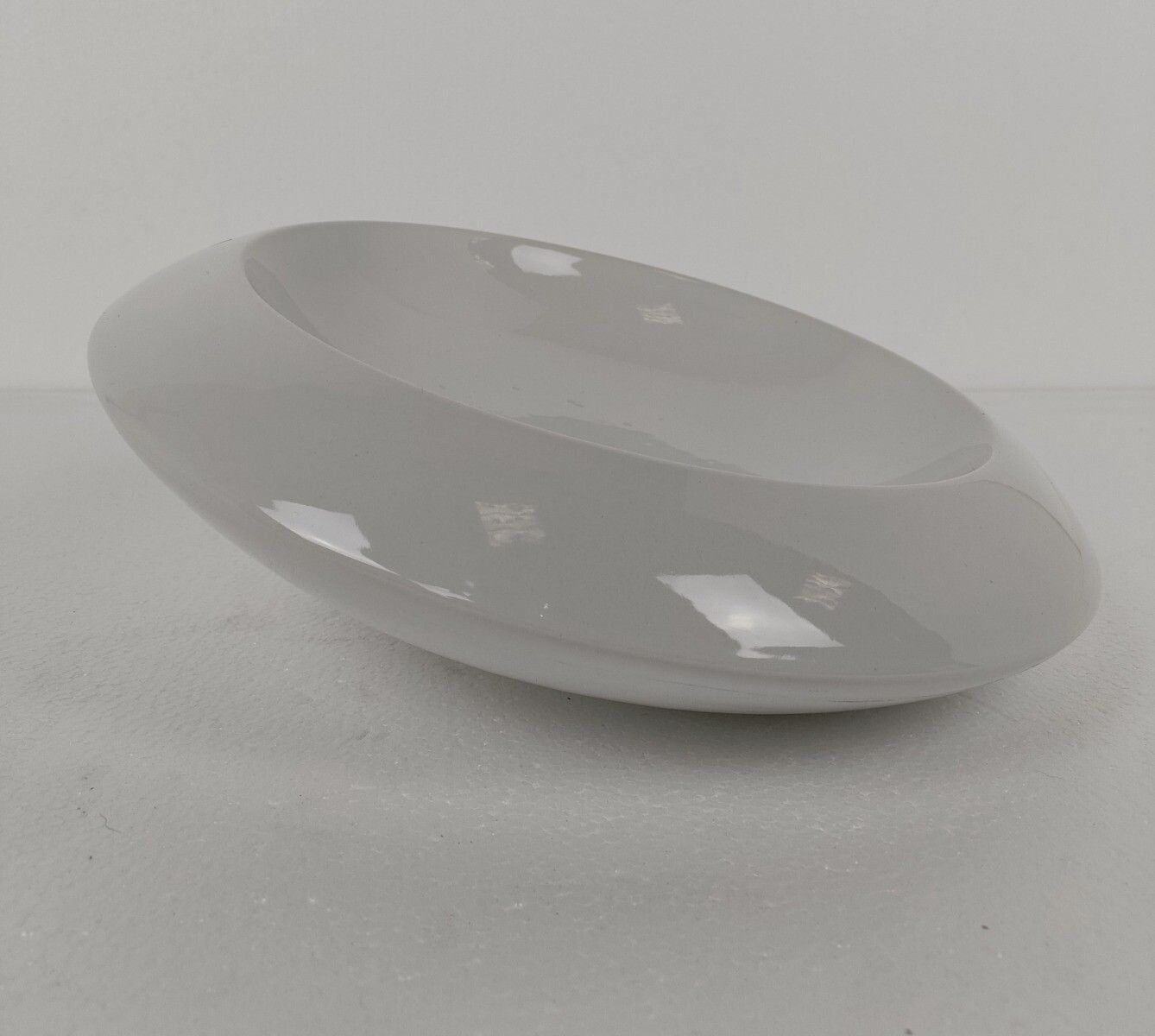 Pino Spagnolo For Sicart Italy, 1960/70's Space Age Dish Bowl Collector White photo furniture