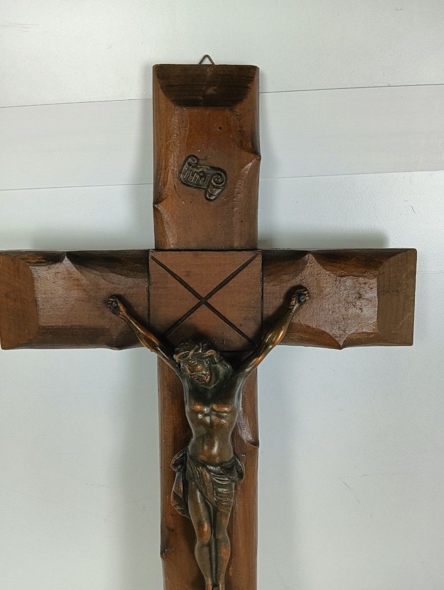 Art Deco Bauhaus Hanging Wall Crucifix Wood Brass Corpus  Jesus Christ  Antique photo for sale