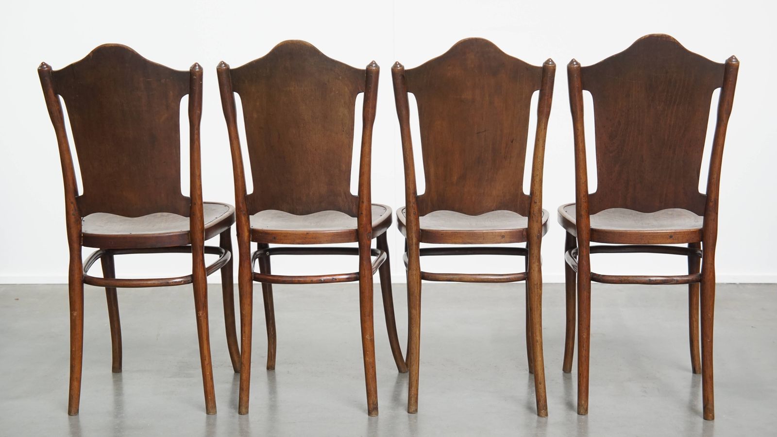 Set Of 4 Original Antique Jacob And Josef Kohn Bentwood Design Thonet Chairs From The Early 20th Century With Beautiful Carvings photo Furniture