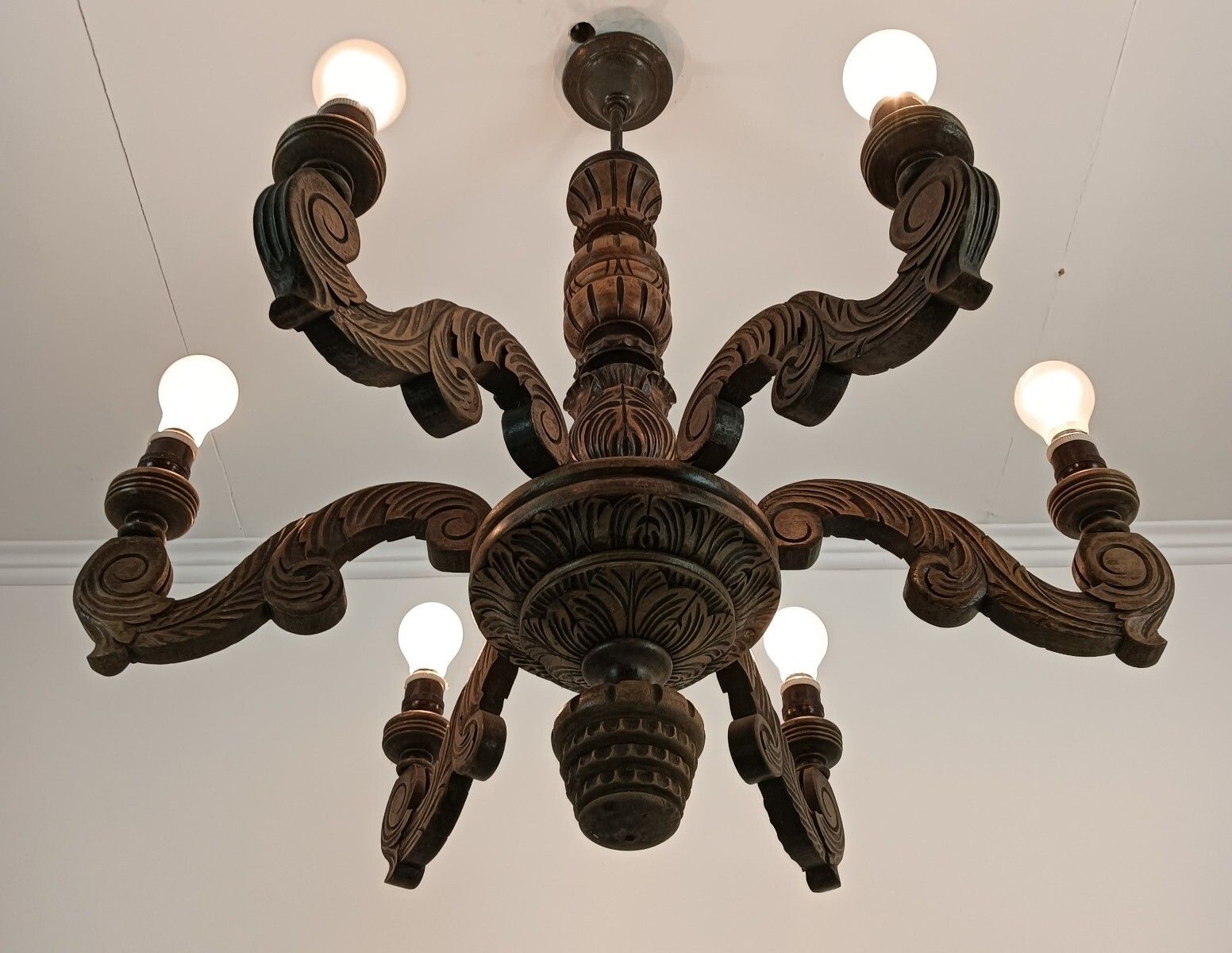 Gorgeous Wooden Carved Chandelier Barn Farmhouse Style 6 Lights Arm Vintage photo furniture