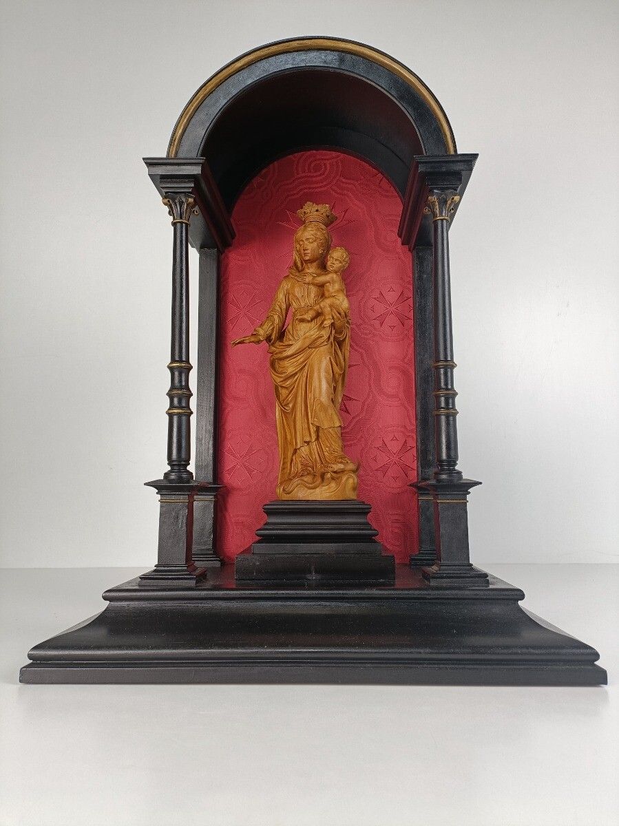 Black Lackered Antique Chapel Niche With Pillars Madonna Virgin Mary Statue Waln photo Art