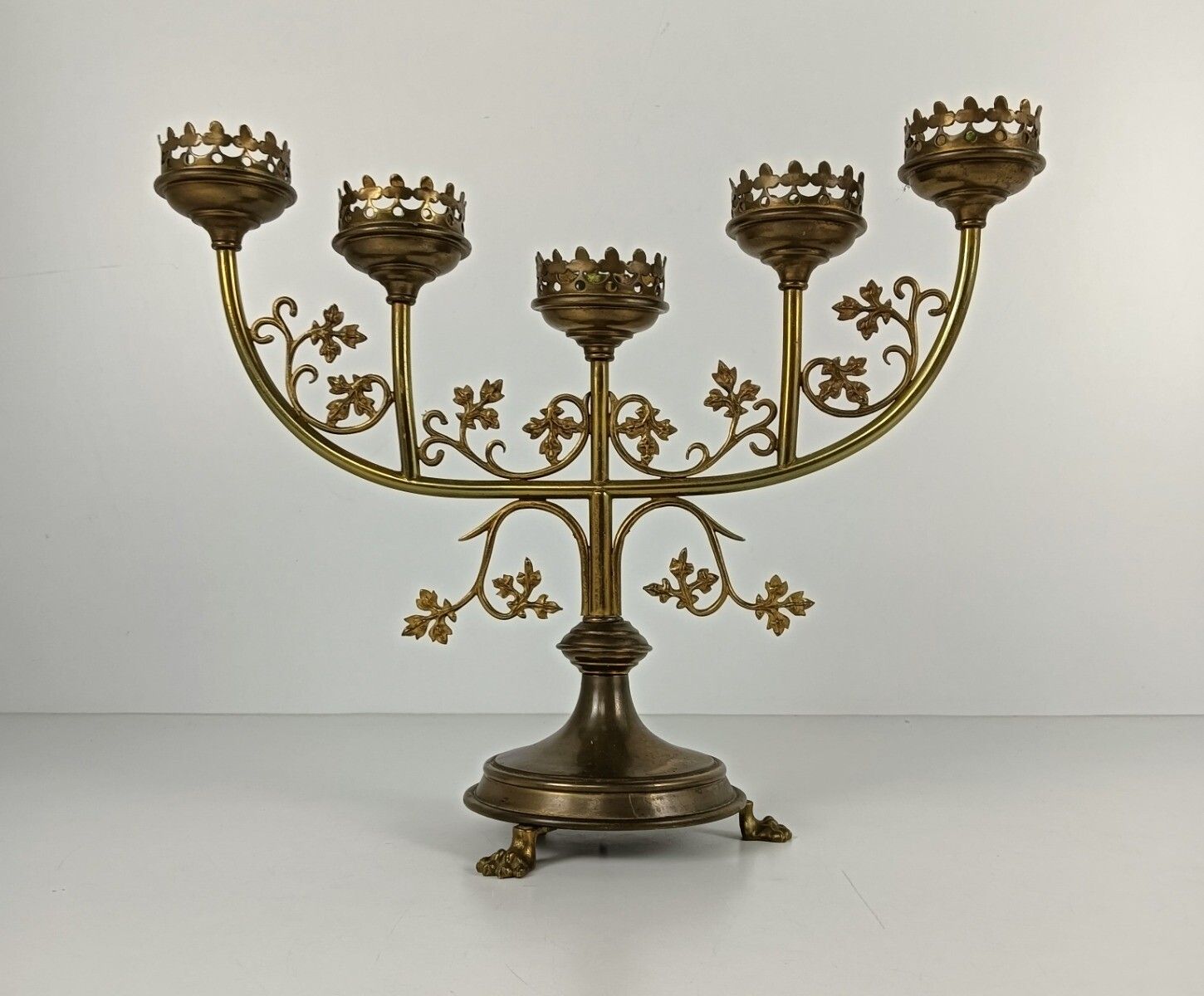 Candle Holder Brass Ornate Hollywood Regency Style Stylish Candelabra 5 Arm Leaf photo Home Decor