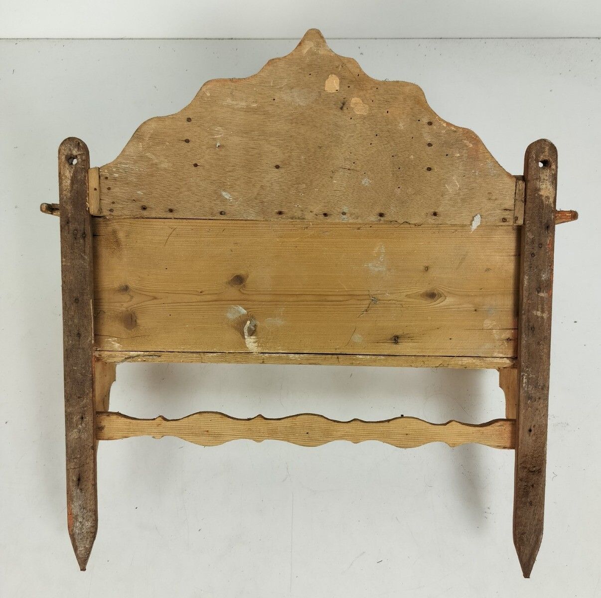 photo furniture Antique Wall Hanging Herbal Rack Cabinet Kitchen Drawers Carved Sanded Wood Bar