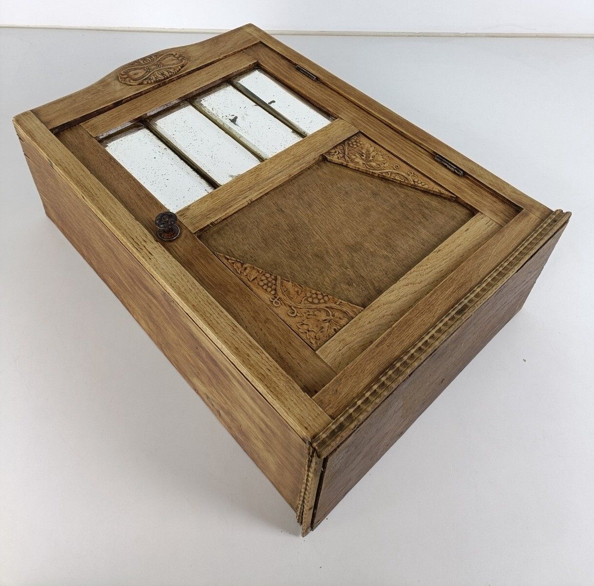 Art Deco Antique Medicine Cabinet Apothecary 4 Small Mirror Beveled Glass photo buy