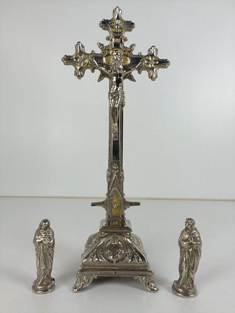 photo for sale Standing Crucifix Cross Saint John Saint Mary Magdalene Golgotha Apostles Ornate