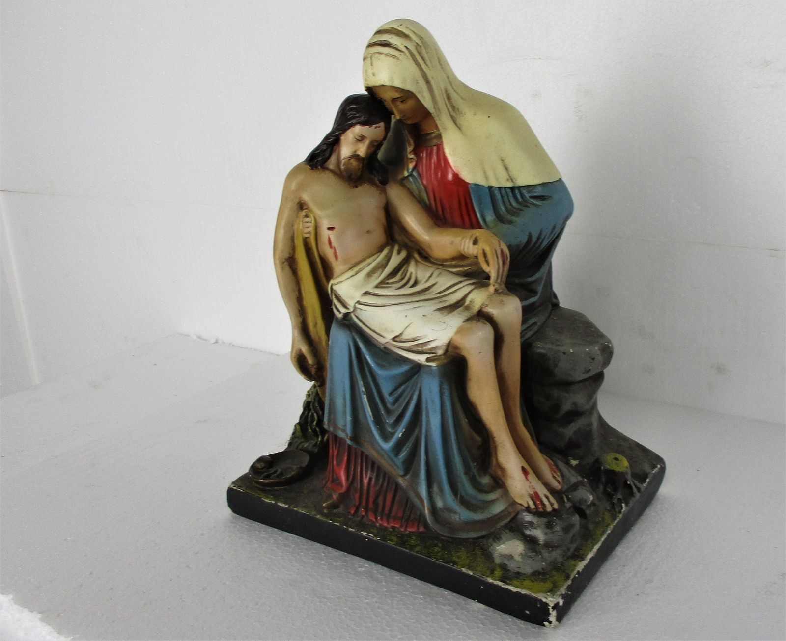 Polychrome Statue Pieta Plaster Jesus Christ Virgin Mary Holy Mother Sculpture V photo for sale