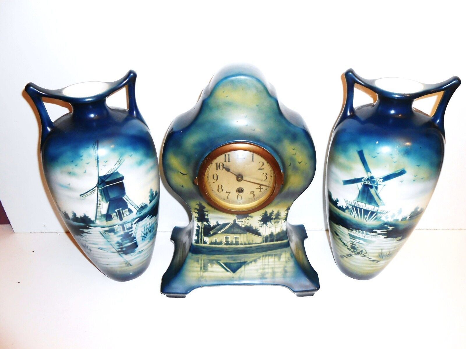Brushed Jugendstil Societe Ceramique Maastricht Clock & Garnitures Art Nouveau