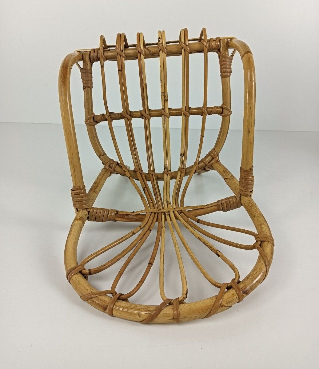 photo furniture Small Child Chair Mid Century Modern Modernist Rattan Wicker  Funky Rare Vintage