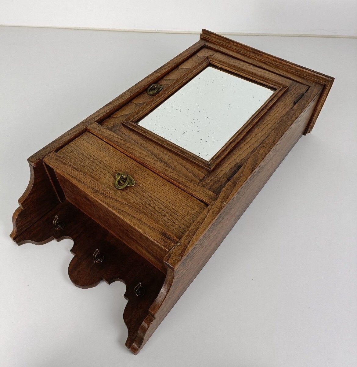 Medicine Cabinet Apothecary Bathroom Shaving Cabinet Antique Beveled Glass Mirro photo vintage